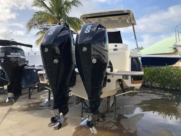Slide: The Image of Chris-Craft Catalina 27 2019 - 1