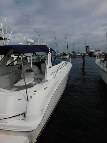 Slide: The Image of Sea Ray 380 Sundancer 2001 - 6