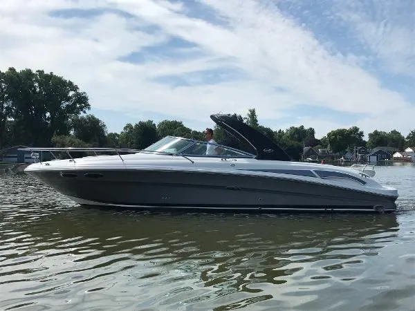 Slide: The Image of Sea Ray 290 Sun Sport 2001 - 1