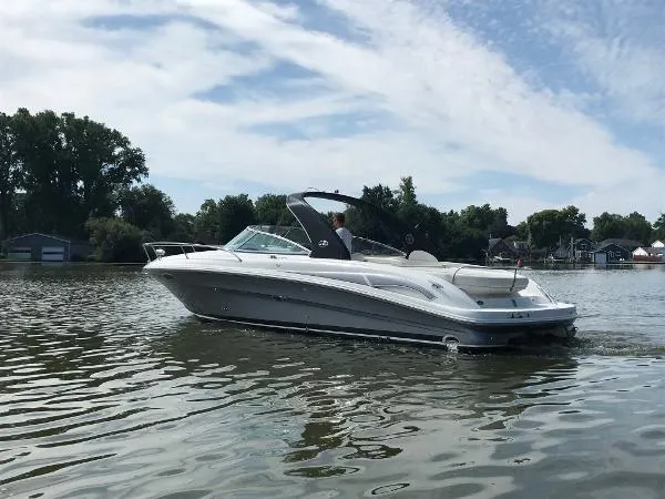 Slide: The Image of Sea Ray 290 Sun Sport 2001 - 3