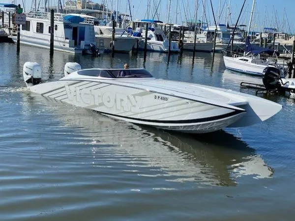 Slide: The Image of Victory 32 Pleasure Cat 2020 - 0