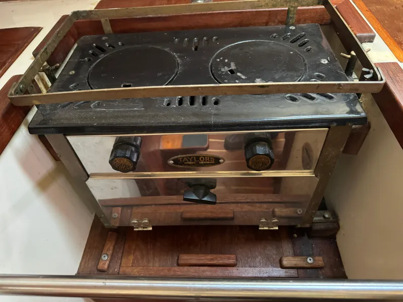 Slide: The Image of Taylors stove on 1990 Contessa 32 sailboat. - 23
