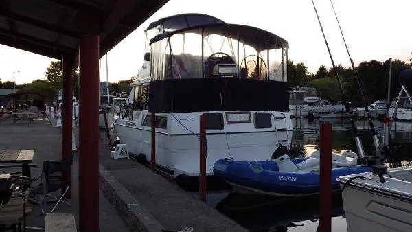 Slide: The Image of Cooper Prowler 10M Sundeck 1985 - 4