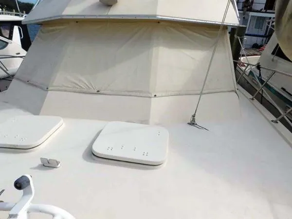 Slide: The Image of Hatteras 43 Convertible 1981 - 6