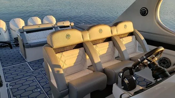 Slide: The Image of Mystic Powerboats M4200 2020 - 9