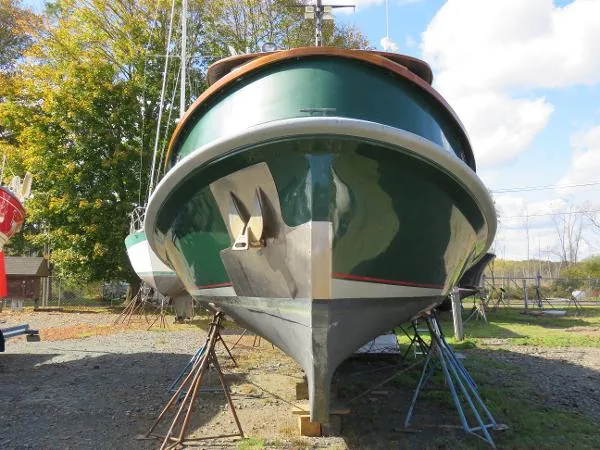 Slide: The Image of Benford Tug 1984 - 6