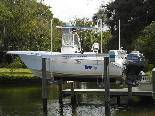 Slide: The Image of Cobia 254 Center Console 2004 - 9