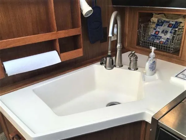 Slide: The Image of Sea Ray 415 Aft Cabin 1988 - 7
