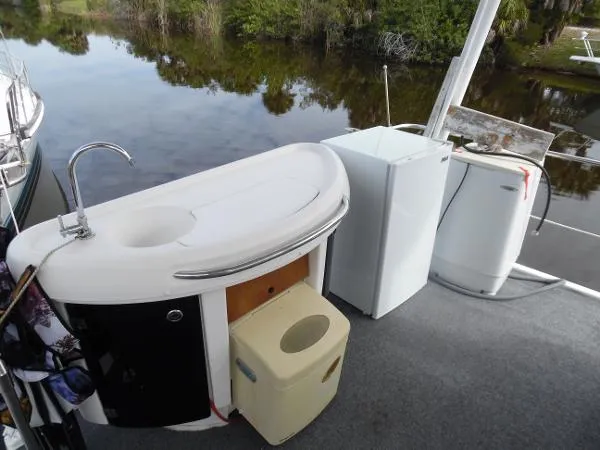 Slide: The Image of Bayliner 3587 Motoryacht 1997 - 7