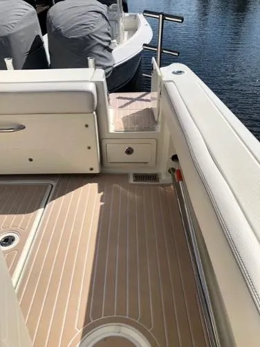 Slide: The Image of Hydra-Sports 3000 Center Console 2015 - 8