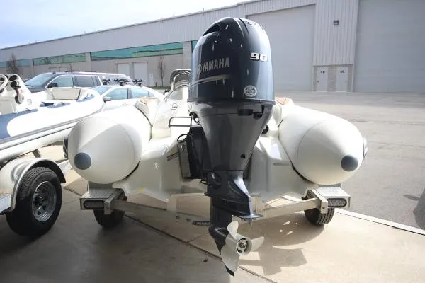 Slide: The Image of Zodiac Yachtline 490 Deluxe NEO 90hp In Stock 2020 - 3