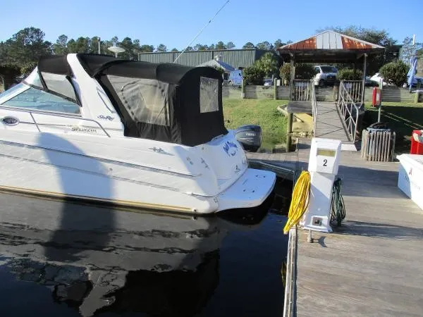 Slide: The Image of Sea Ray 290 Sundancer 2000 - 1