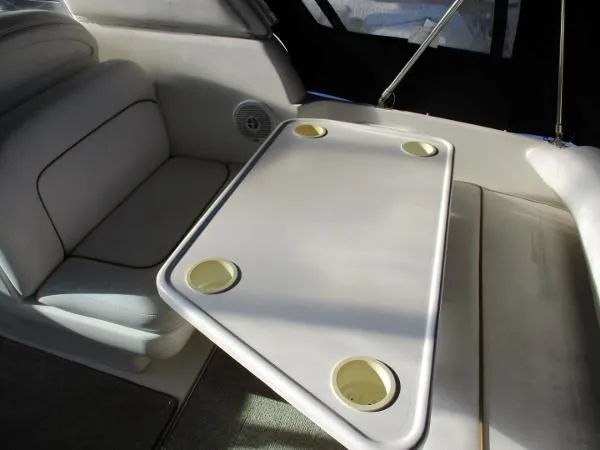 Slide: The Image of Sea Ray 290 Sundancer 2000 - 11