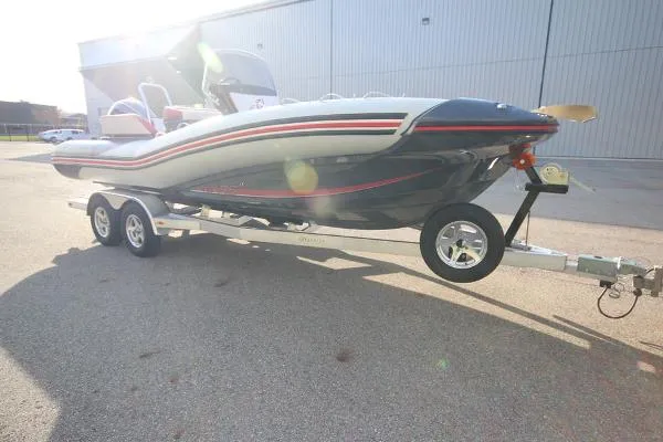 Slide: The Image of Zodiac N-ZO 680 RS NEO DEMO 300hp In Stock 2020 - 6