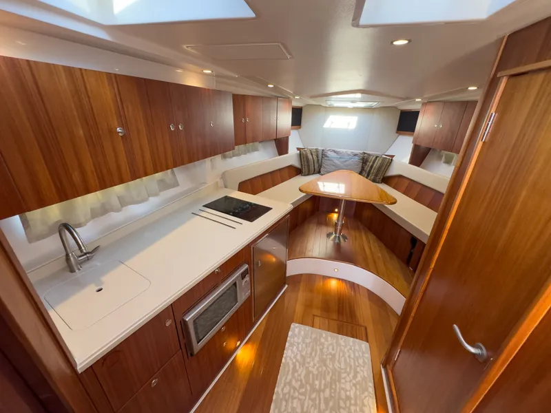 Slide: The Image of Interior of 2015 Pursuit SC 365i Sport Coupe with modern kitchen. - 33