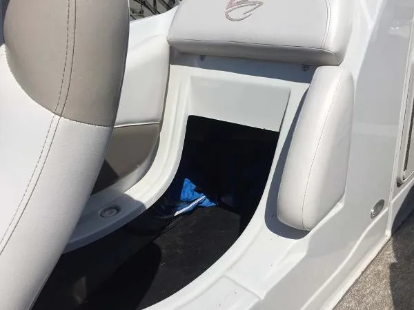 Slide: The Image of Crownline Boats E4 2012 - 5