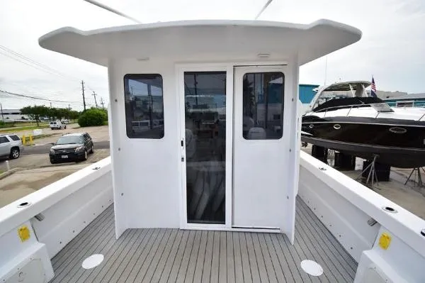 Slide: The Image of Twin Vee 36 Pilothouse 2011 - 6