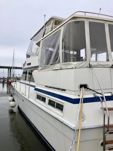 Slide: The Image of Viking 44 Motor Yacht 1984 - 5