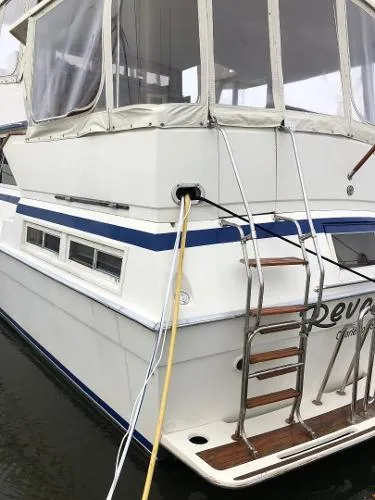 Slide: The Image of Viking 44 Motor Yacht 1984 - 6