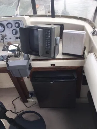 Slide: The Image of Mainship 40 Double Cabin Motor Yacht 1984 - 9