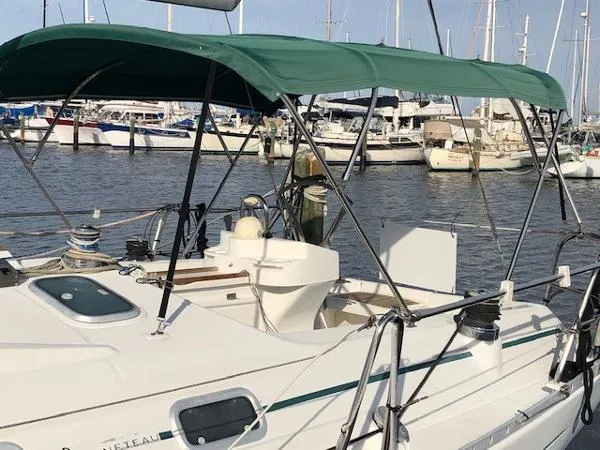 Slide: The Image of Beneteau Oceanis 381 2000 - 5