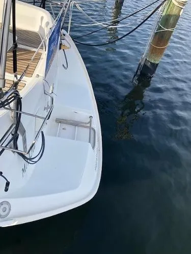Slide: The Image of Beneteau Oceanis 381 2000 - 9