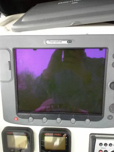Slide: The Image of Pursuit 2570 CC 2006 - 6