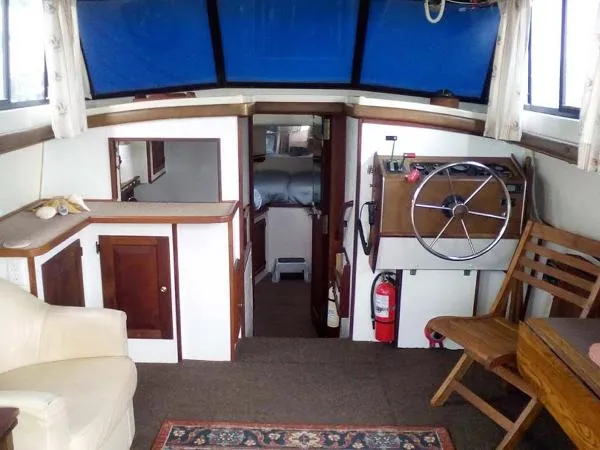 Slide: The Image of Mainship Trawler 1980 - 2