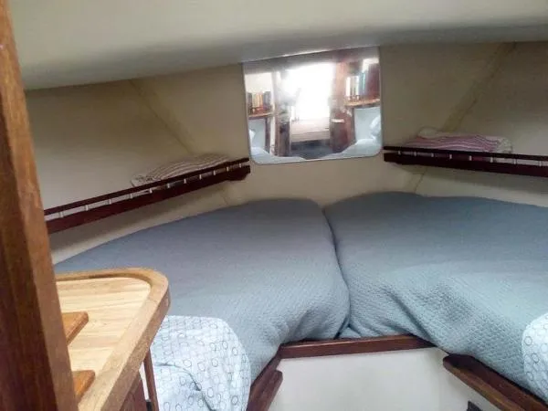 Slide: The Image of Mainship Trawler 1980 - 6