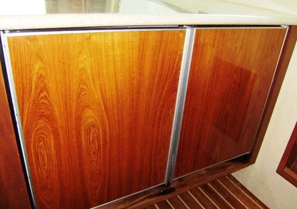 Slide: The Image of Egg Harbor 43 Sport Yacht 2005 - 8
