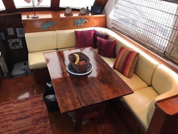 Slide: The Image of Gulfstar Motor Yacht 1987 - 8