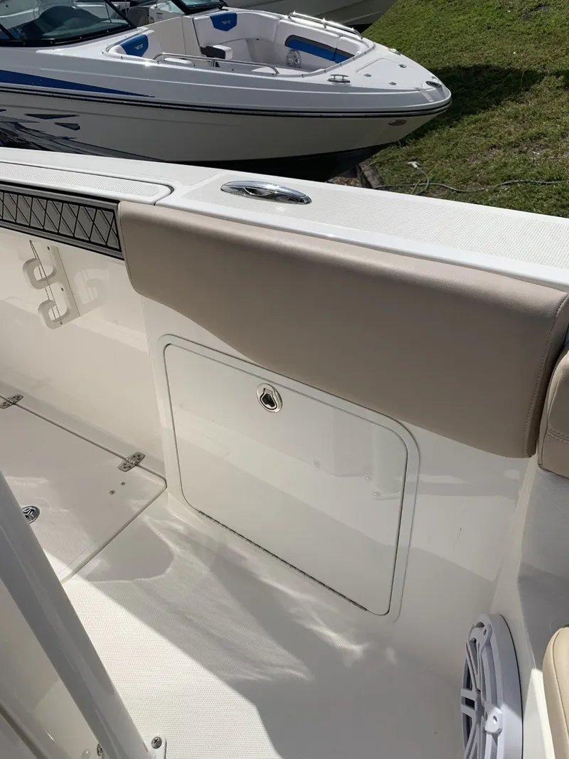 Slide: The Image of Wellcraft 262 Fisherman 2018 - 10