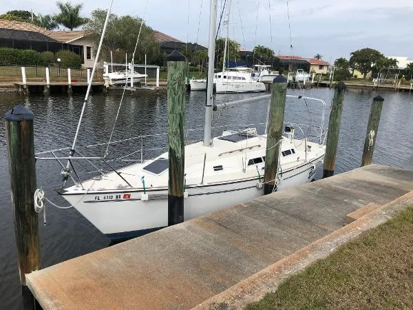 Slide: The Image of Pearson Shoal Draft Sloop 1988 - 3
