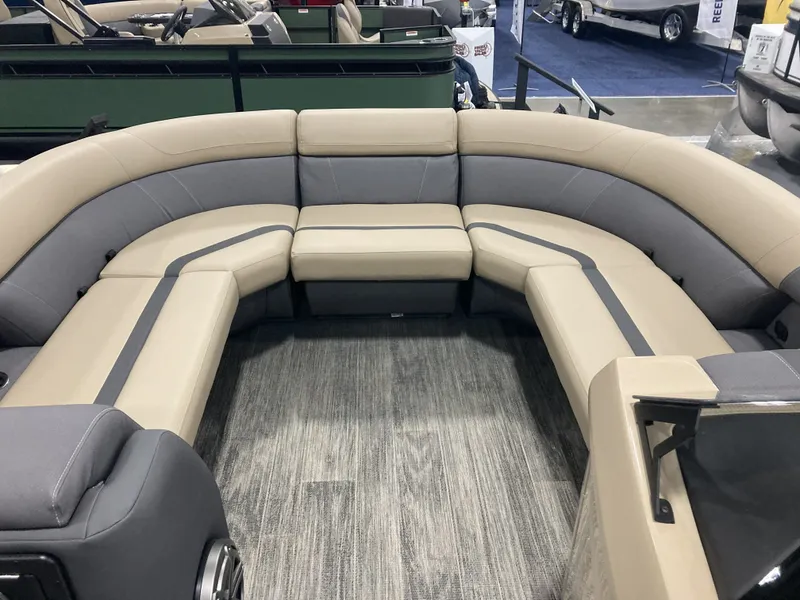 Slide: The Image of Luxurious Viaggio X22Q 2026 boat seating in beige and gray. - 14