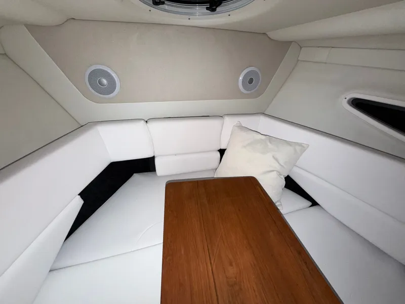 Slide: The Image of Regal 26 Express 2023 - 13