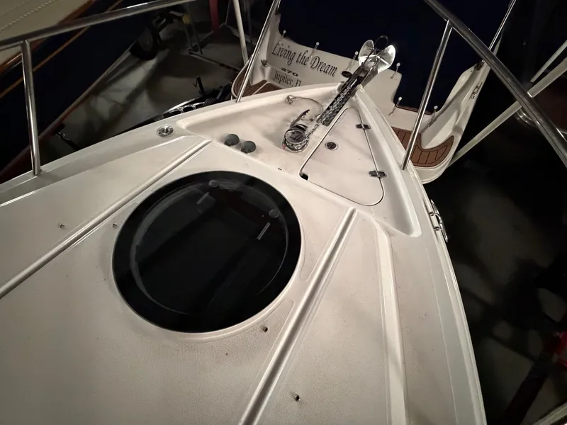 Slide: The Image of Regal 26 Express 2023 - 22