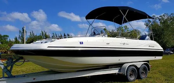Slide: The Image of Hurricane SunDeck Sport 231 OB 2011 - 7