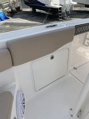 Slide: The Image of Wellcraft 262 Fisherman 2018 - 7