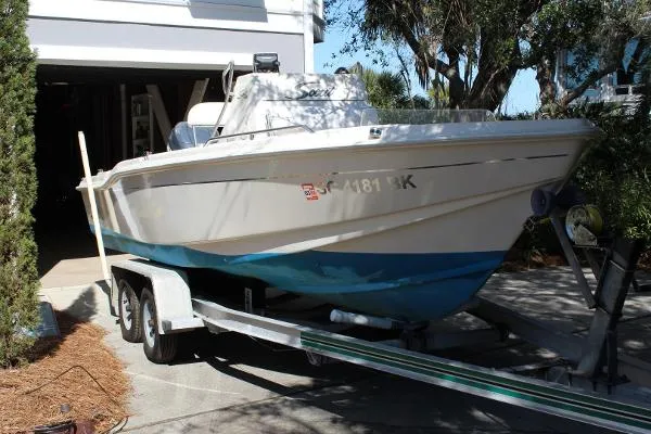 Slide: The Image of Scout 202 Sportfish 2000 - 1