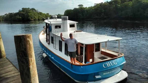 Slide: The Image of Custom Echo 38 Tug/Trawler 1988 - 2