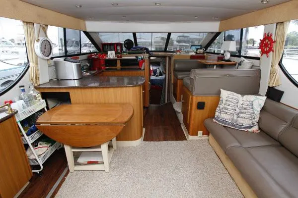 Slide: The Image of Bayliner 3788 Command Bridge Motoryacht 2002 - 3