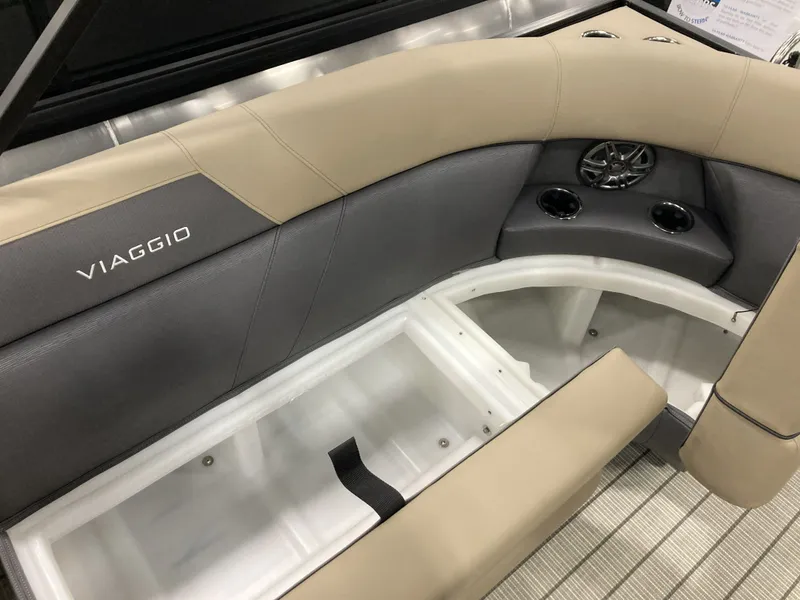 Slide: The Image of Viaggio V20U 2026 boat seating with storage and speakers. - 12