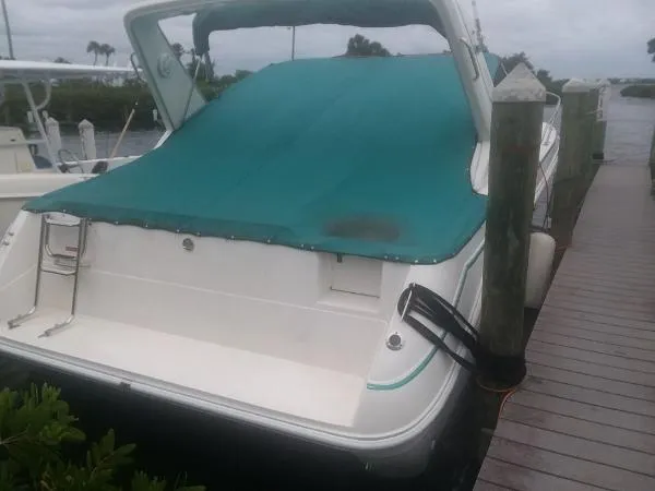 Slide: The Image of Sea Ray Sundancer 1992 - 1