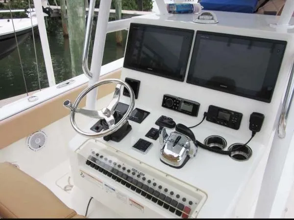 Slide: The Image of Sea-Lion Center Console 2019 - 4