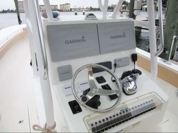 Slide: The Image of Sea-Lion Center Console 2019 - 5