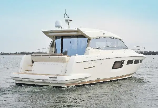 Slide: The Image of Prestige 500S 2013 - 4