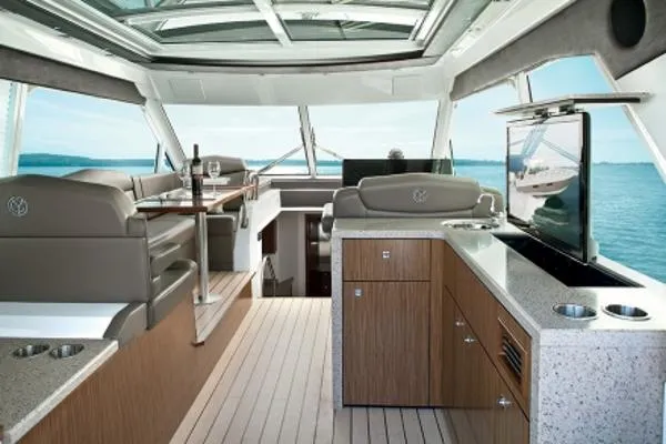 Slide: The Image of Cruisers 48 Cantius 2013 - 5