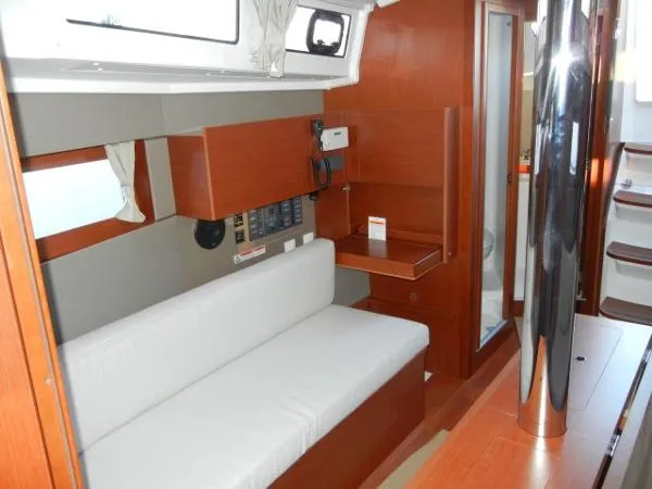 Slide: The Image of Beneteau Oceanis 38.1-IN STOCK READY FOR SPRING! 2019 - 8