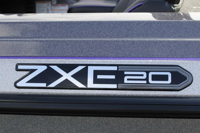 Slide: The Image of 2026 Skeeter ZXE20 logo on metallic surface. - 23