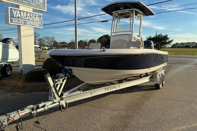 Slide: The Image of 2026 Robalo 226 Cayman on trailer at Yamaha sales. - 5